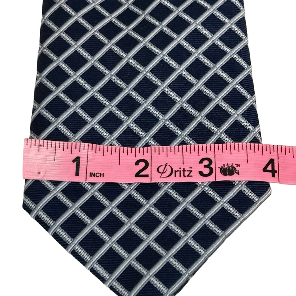 Brooks Brothers 346 Mens Neck Tie 100% Silk Navy and White Grid Geometric Tie - Picture 3 of 4